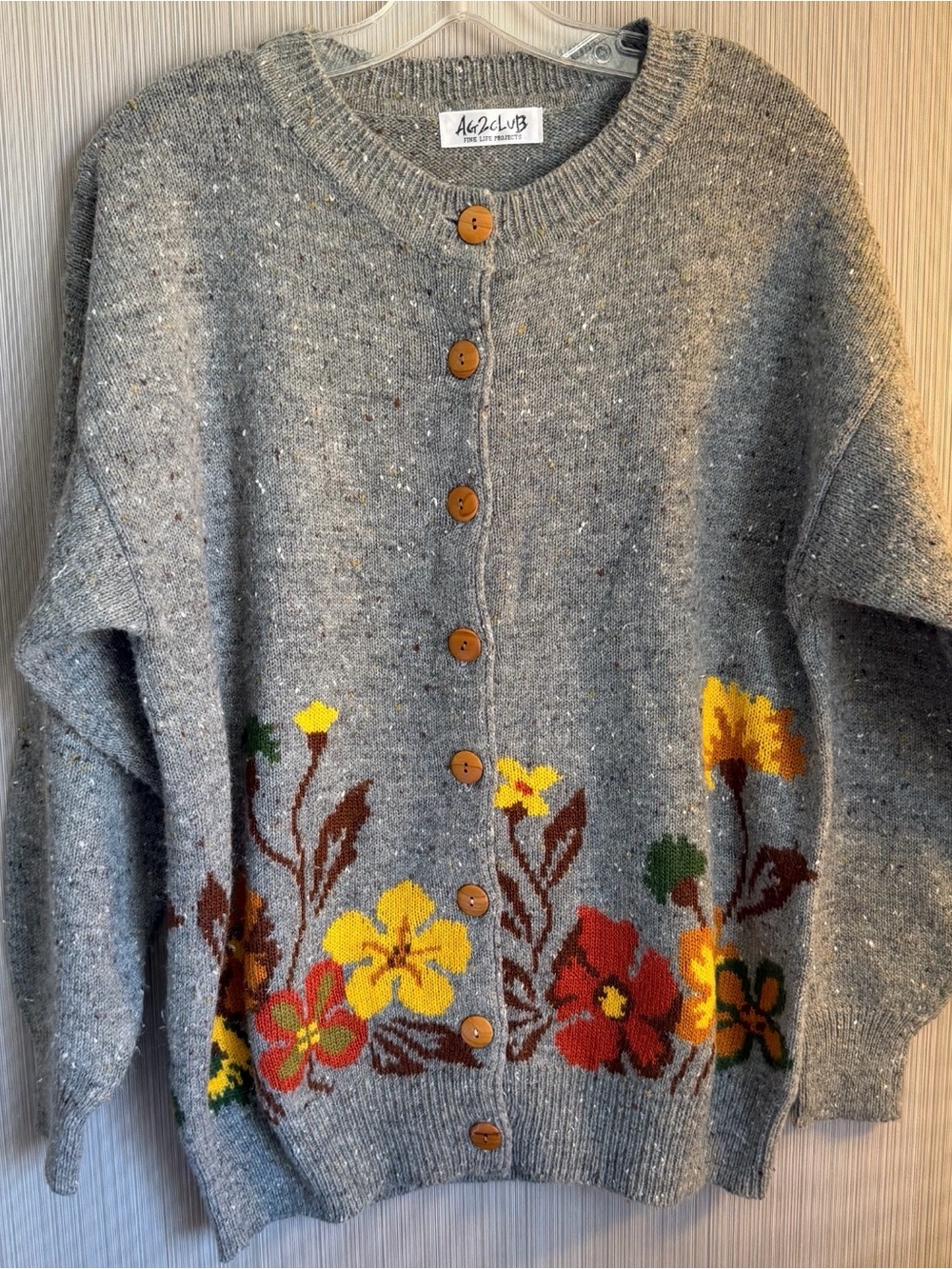 AG 2 Club Gray Floral Button-Front Sweater size L